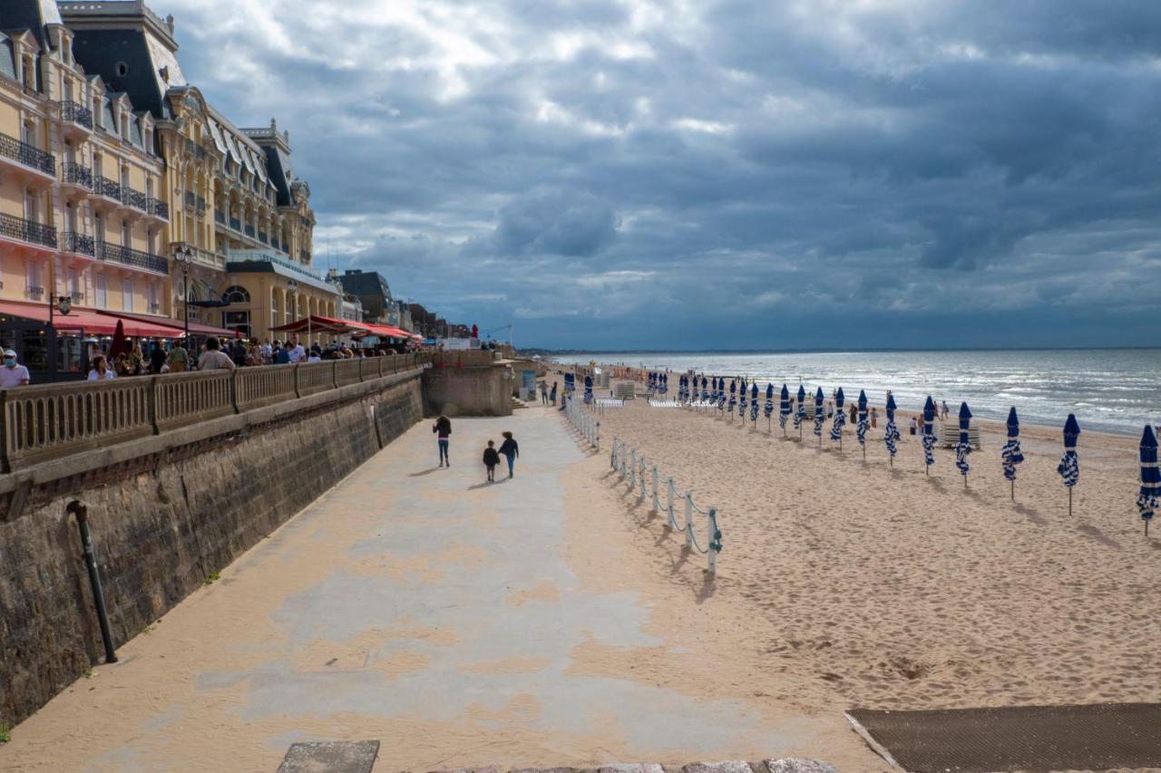 Apartamento Duplex 2 Pieces Port Cabourg - 2 A 4 Personnes - Terrasse - Vue Port - Exclusif Book Ing *