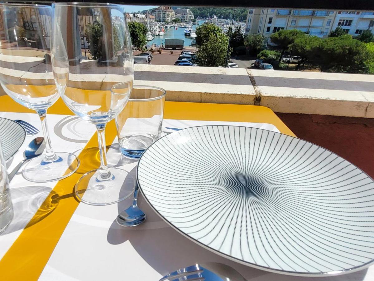 Duplex 2 Pieces Port Cabourg - 2 A 4 Personnes - Terrasse - Vue Port - Exclusif Book Ing