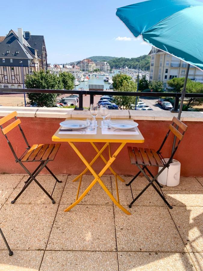 Duplex 2 Pieces Port Cabourg - 2 A 4 Personnes - Terrasse - Vue Port - Exclusif Book Ing Dives-sur-Mer